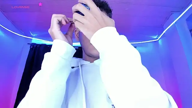 Ethan Boyy online show from 10, 4, 2026