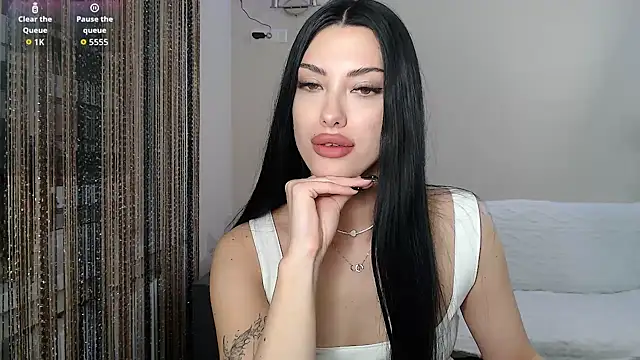 Snapshot of Lola_fox282 chatting on 4, 5, 2026 Lola fox282 online show from 4, 5, 2026