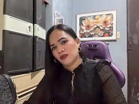 SophiaCourthaway online show from 24, 2, 2026