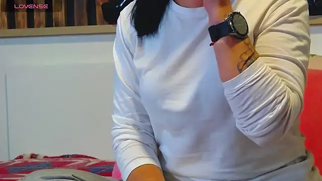 Tory Lovi online show from 16, 11, 2025