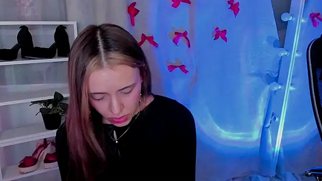 Sahara Shields online show from 22, 2, 2025