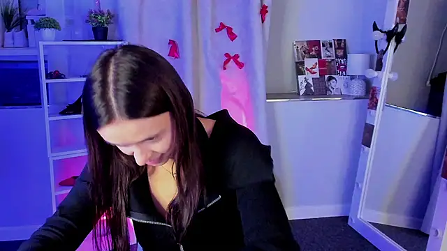 Sahara Shields online show from 11, 9, 2025