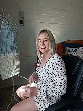 Vintasia online show from 3, 8, 2026