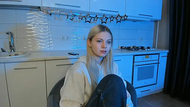 Snapshot of SynnoveEyre chatting on 27, 1, 2025 SynnoveEyre online show from 27, 1, 2025