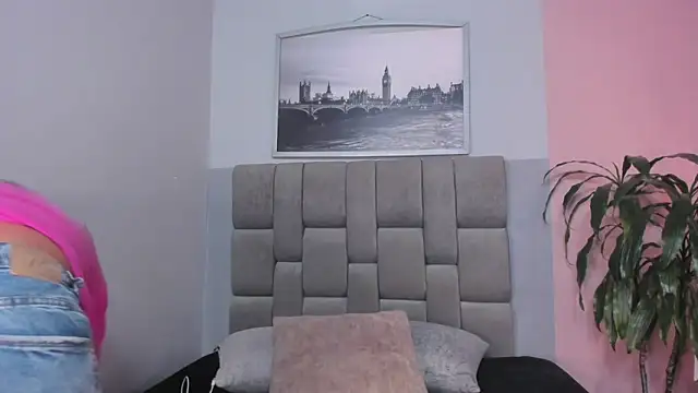 Snapshot of janna_lopez_ chatting on 5, 12, 2025 janna lopez online show from 5, 12, 2025
