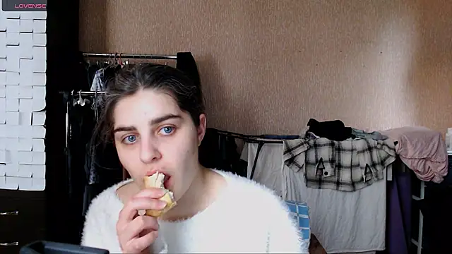  Roselina  online show from 16, 3, 2026