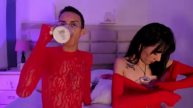 Snapshot of EthaanCox chatting on 14, 11, 2025 EthaanCox online show from 14, 11, 2025