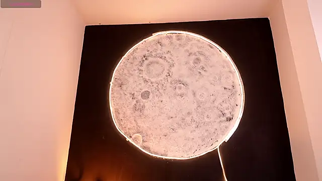 Snapshot of EthaanCox chatting on 15, 12, 2025 EthaanCox online show from 15, 12, 2025