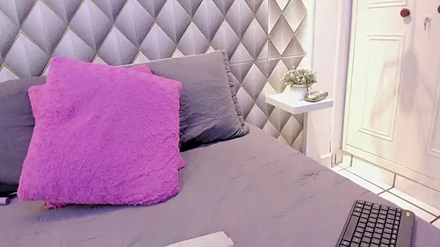 Christal Golden online show from 27, 2, 2025