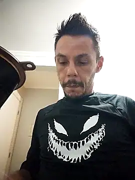 Santanacumxplod online show from 11, 3, 2026