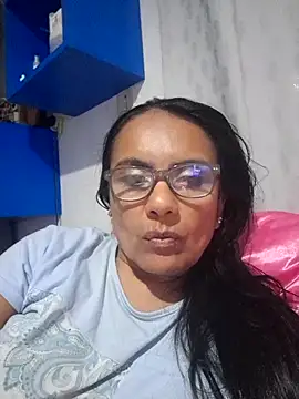 raquell moore online show from 26, 10, 2025