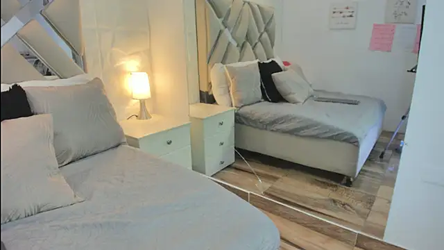 Snapshot of raquell_moore chatting on 14, 3, 2026 raquell moore online show from 14, 3, 2026