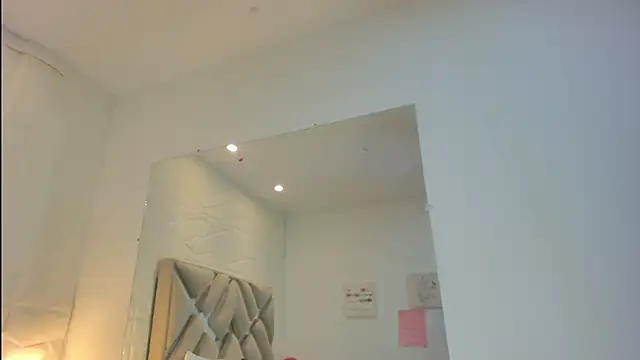 Snapshot of raquell_moore chatting on 17, 3, 2026 raquell moore online show from 17, 3, 2026