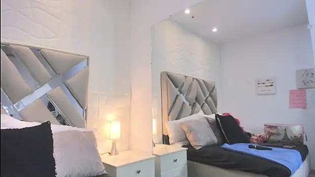 Snapshot of raquell_moore chatting on 26, 3, 2026 raquell moore online show from 26, 3, 2026