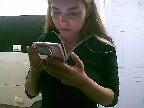 Snapshot of VittoriaTaylor chatting on 10, 11, 2025 VittoriaTaylor online show from 10, 11, 2025