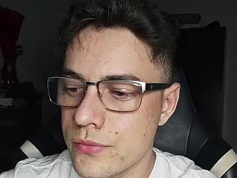 Dyllan   online show from 21, 10, 2025