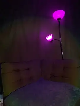 xoxoHotCoCo online show from 8, 4, 2026