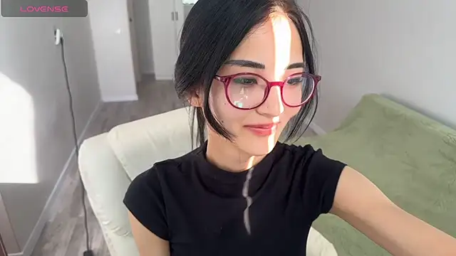 Snapshot of newfrommacau chatting on 15, 6, 2026 newfrommacau online show from 15, 6, 2026