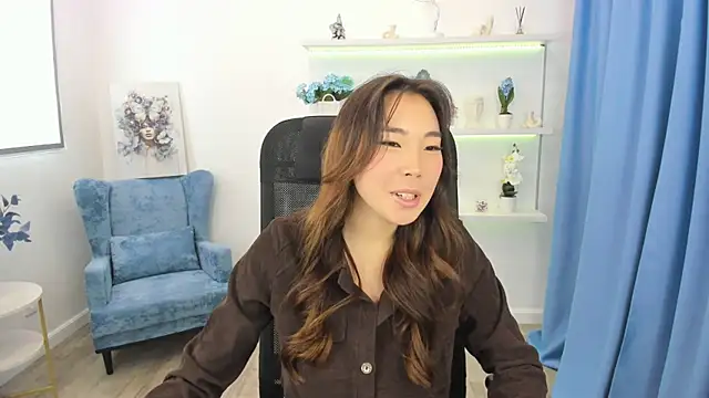 AnnaReyla online show from 8, 10, 2025