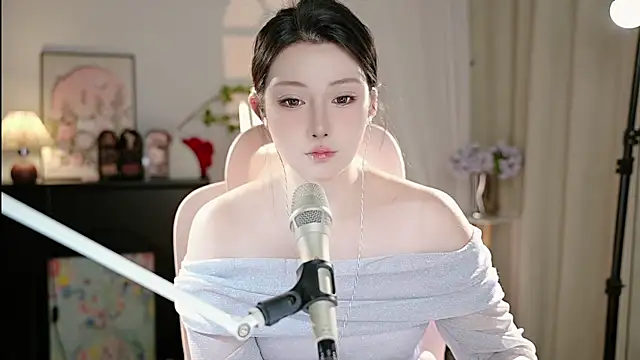 Dou-Dou-er online show from 28, 9, 2025