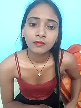 Snapshot of Divya-2007 chatting on 5, 2, 2025 Divya-2007 online show from 5, 2, 2025