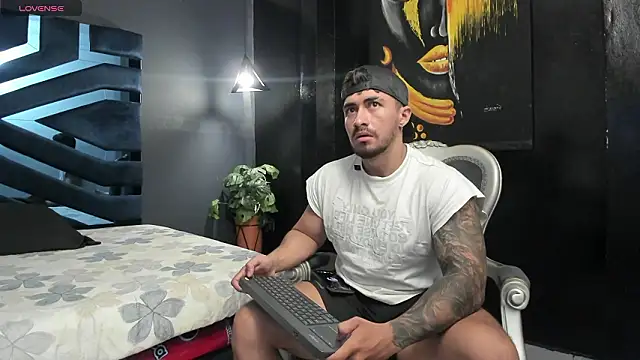 Snapshot of Brad_Summer chatting on 28, 3, 2026 Brad Summer online show from 28, 3, 2026