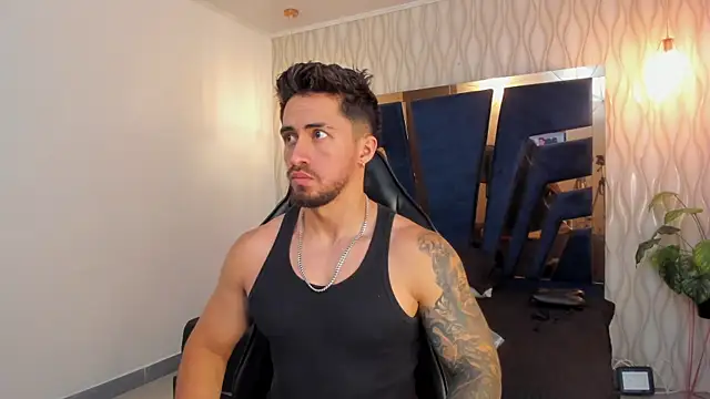 Snapshot of Brad_Summer chatting on 8, 4, 2026 Brad Summer online show from 8, 4, 2026