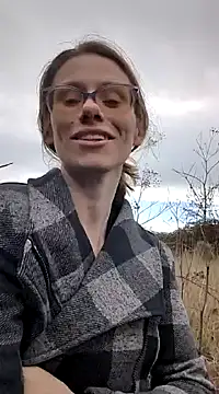 Snapshot of VibeyLovers chatting on 24, 2, 2025 VibeyLovers online show from 24, 2, 2025