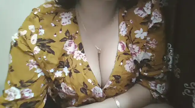 Lovely Sreya online show from 17, 2, 2025