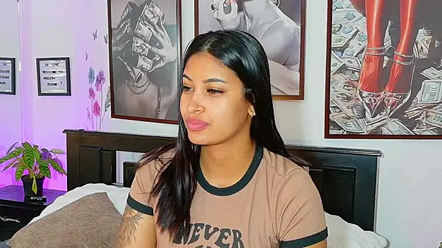 loretahorny online show from 31, 3, 2026