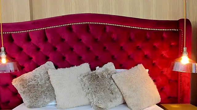 ArianaGolden online show from 23, 1, 2025