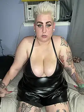MistressMizfit online show from 4, 2, 2025