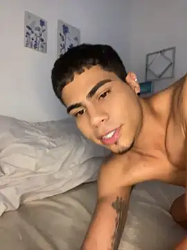 Snapshot of Dannytwinksxxx chatting on 11, 6, 2026 Dannytwinksxxx online show from 11, 6, 2026