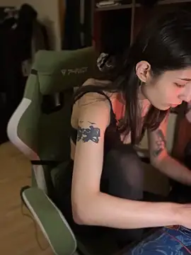 mollyEXD online show from 19, 12, 2025