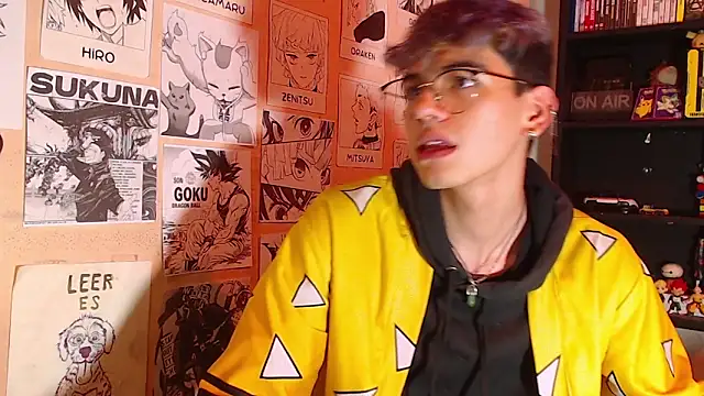 Mickey Magic online show from 5, 3, 2025