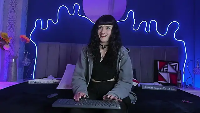 Snapshot of JeanneSabatier chatting on 19, 2, 2026 JeanneSabatier online show from 19, 2, 2026