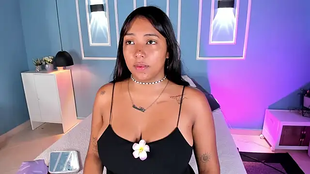 Snapshot of isabella_zc chatting on 24, 6, 2026 isabella zc online show from 24, 6, 2026