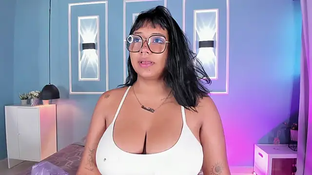 Snapshot of isabella_zc chatting on 3, 8, 2026 isabella zc online show from 3, 8, 2026