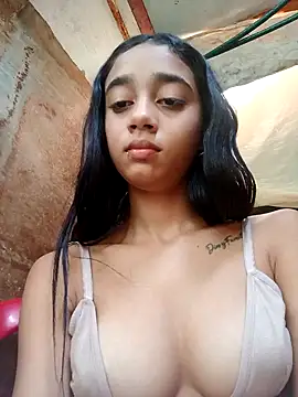 Zoe Sweett18 online show from 23, 1, 2025