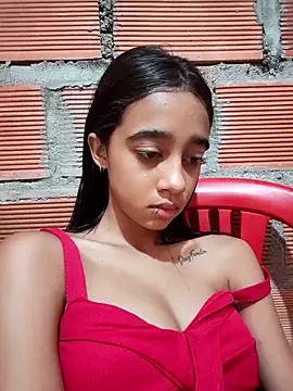 Zoe Sweett18 online show from 22, 11, 2025