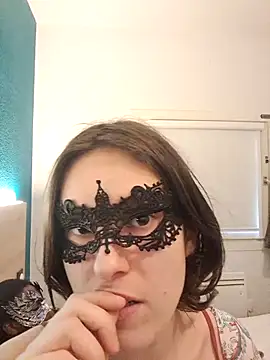 fleur pourpe2 online show from 16, 2, 2025