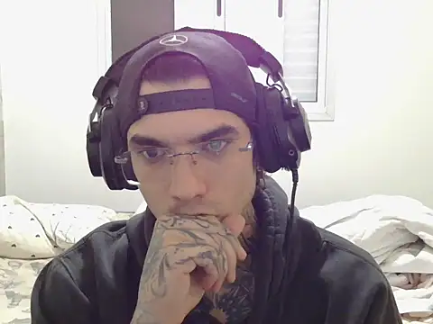 Snapshot of smokingink chatting on 29, 4, 2026 smokingink online show from 29, 4, 2026