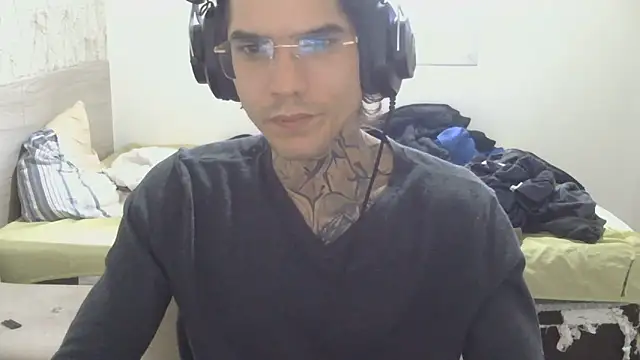 Snapshot of smokingink chatting on 20, 6, 2026 smokingink online show from 20, 6, 2026