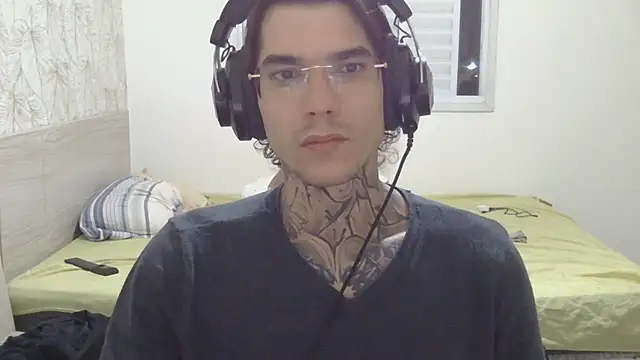 Snapshot of smokingink chatting on 21, 6, 2026 smokingink online show from 21, 6, 2026