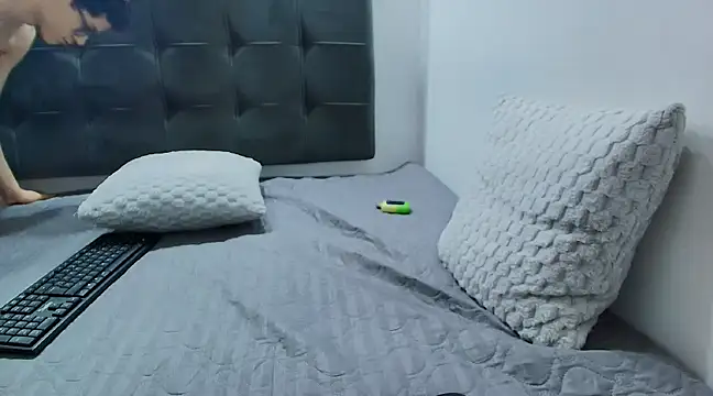 wolfandsky online show from 11, 2, 2025