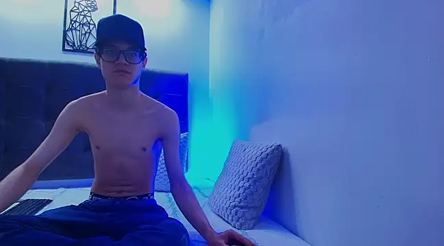 wolfandsky online show from 7, 3, 2025