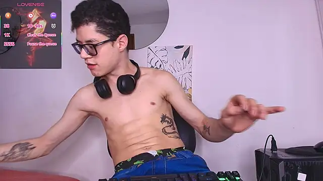 wolfandsky online show from 3, 3, 2026