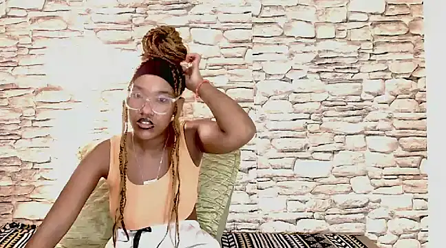 Snapshot of EroticSexyPrada chatting on 25, 2, 2025 EroticSexyPrada online show from 25, 2, 2025