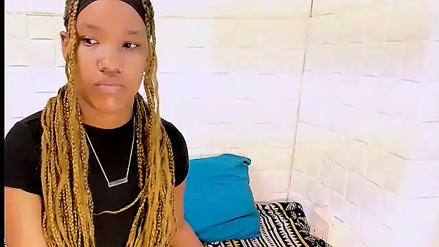 Snapshot of EroticSexyPrada chatting on 15, 3, 2025 EroticSexyPrada online show from 15, 3, 2025