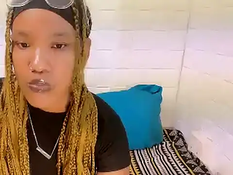 Snapshot of EroticSexyPrada chatting on 15, 3, 2025 EroticSexyPrada online show from 15, 3, 2025